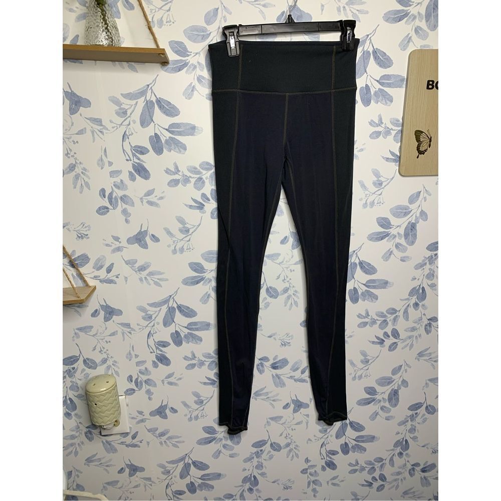 Athleta Grey Contrast Stitching Full Length Leggings - S